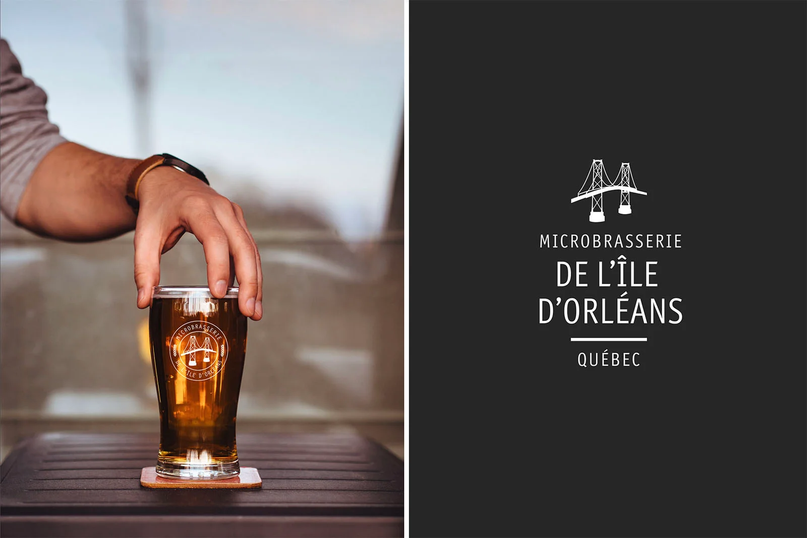 Image d'un verre de bière avec le logo conçu pour la Microbrasserie de l’Île d'Orléans, ainsi que le logo sur fond noir.