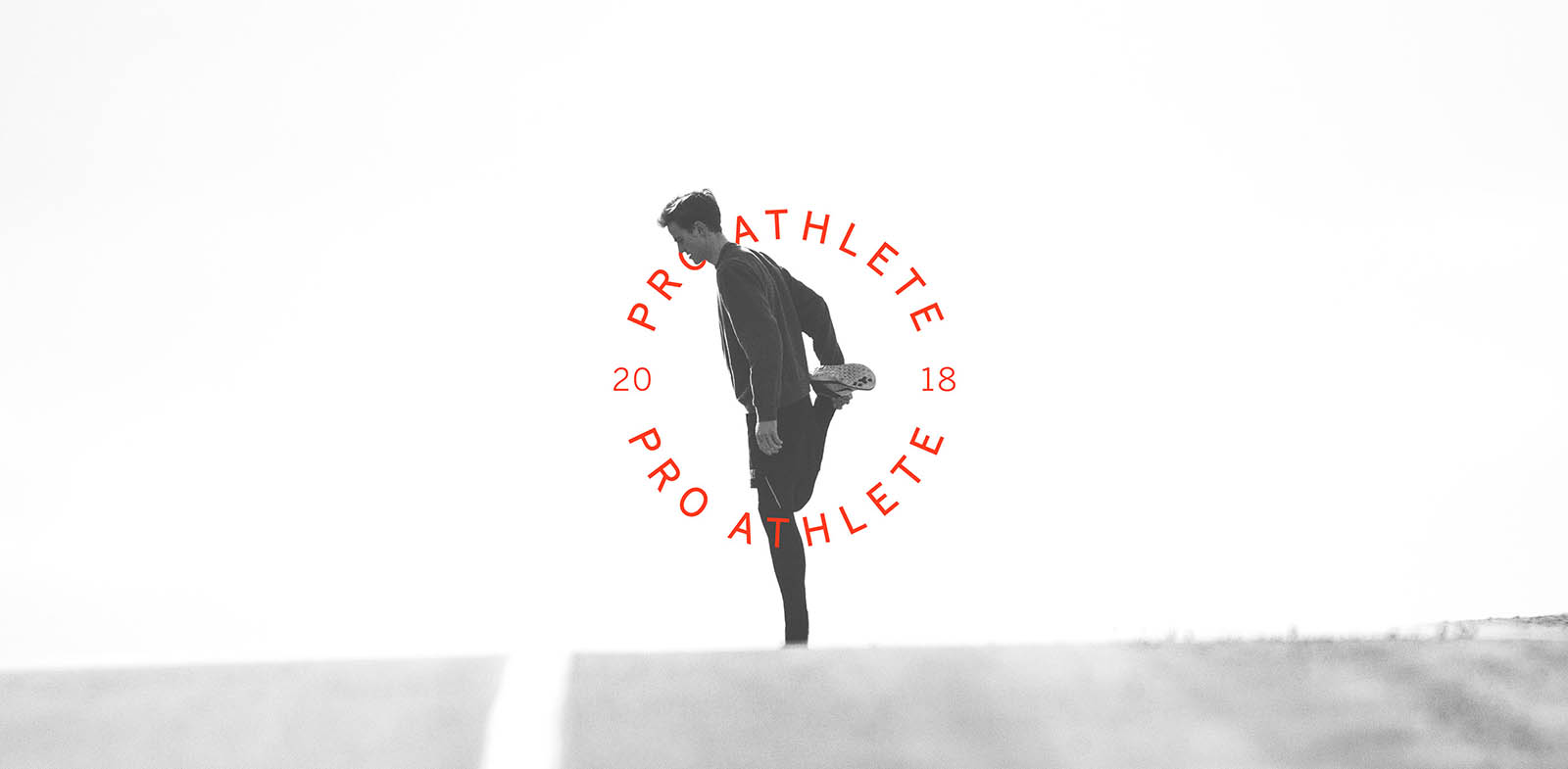 Visuel en noir et blanc avec le logo créé pour Pro Athlete par Atelier480.